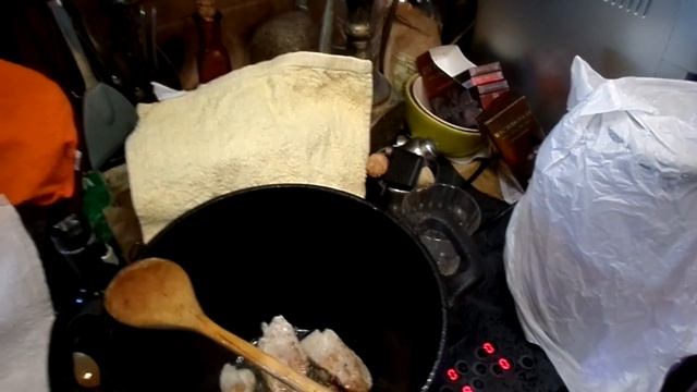 СВИНИНА С ОВОЩАМИ...ПАРДОН ЗА ЗВУК(( смотреть онлайн