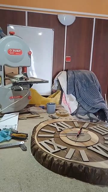 часы настенные