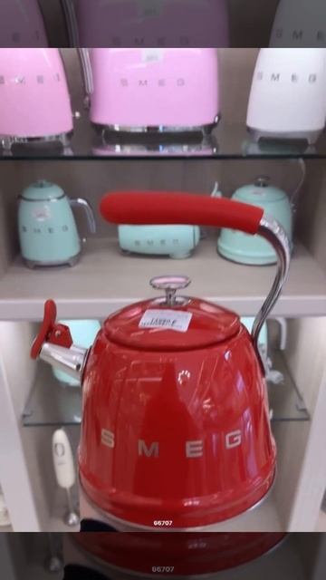 Чайники Smeg в наличии смотреть онлайн