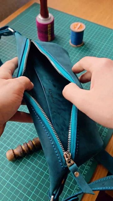 Сумка через плеча / поясная сумка из натуральной кожи смотреть онлайн