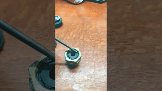 как открутить закисшую крышку парогенератора не слом? смотреть онлайн