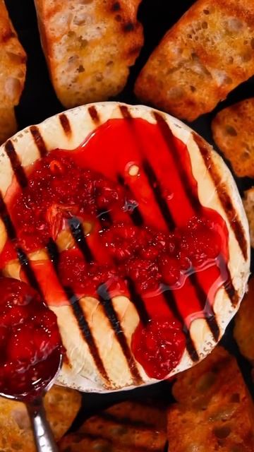 💥Нежный бри на гриле! Это огонь! смотреть онлайн