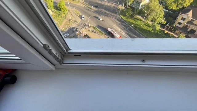 Установка москитной сетки на пластиковое окно. Виды москитных сеток. смотреть онлайн