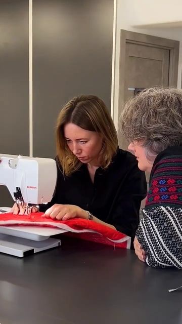 Майстер клас по стьобанню за технікою Bernina 😍 смотреть онлайн