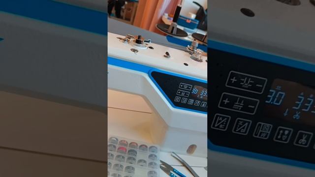 Прямострочка jack. Намотка шпульки #ollasews #jacka5e #jack смотреть онлайн