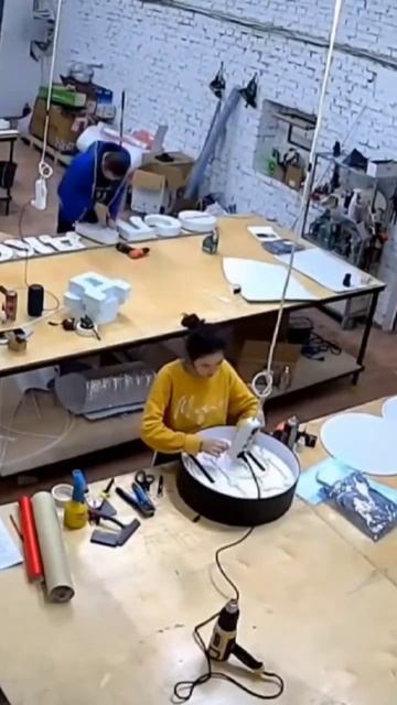 Подключение подсветки к круглой вывески #вывеска #мос?