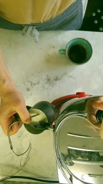 delonghi eco 310. Cappuccino, latte art at home! Капучино, латте-арт #coffee #latte смотреть онлайн