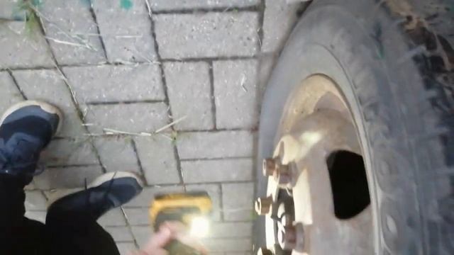 Гайковёрт Dewalt Dcf961n и Dcf 984 сравнение часть 1