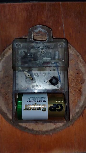 Ретро часы Янтарь (СССР)