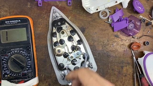 Не работает утюг Philips? Узнай, как его починить! смотреть онлайн