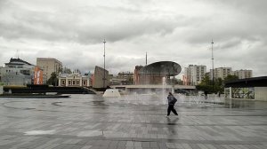 ПАРК У ПАВЕЛЕЦКОГО ВОКЗАЛА В МОСКВЕ