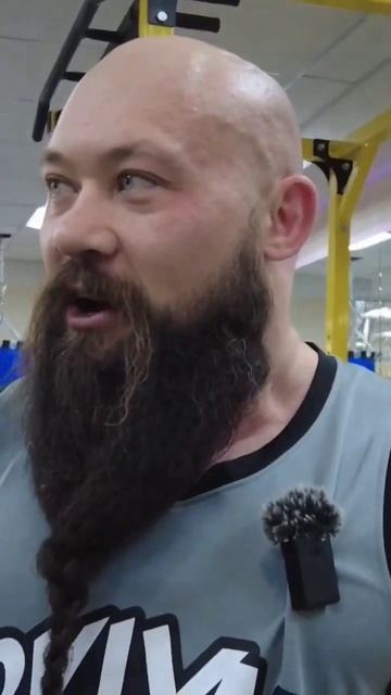 Лучшее упражнение для прокачки бицепса без химии Бице смотреть онлайн