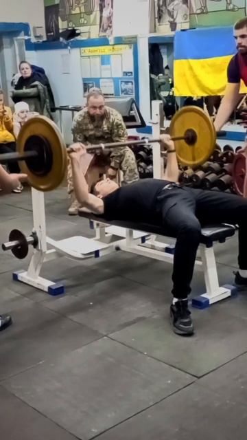 жим лёжа 60 кг легче некуда #жимлежа смотреть онлайн