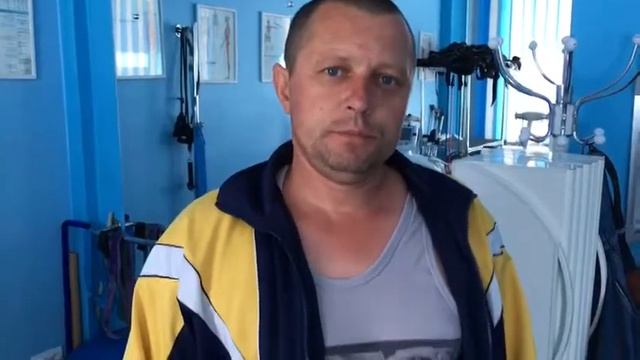 Тотальне ендопротезування обох кульшових суглобів. Міні-доступ «Бікіні» смотреть онлайн