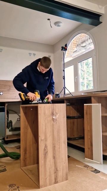 Установка вбудованої витяжки🪚 #cousine #installation #menuisier #ку? смотреть онлайн