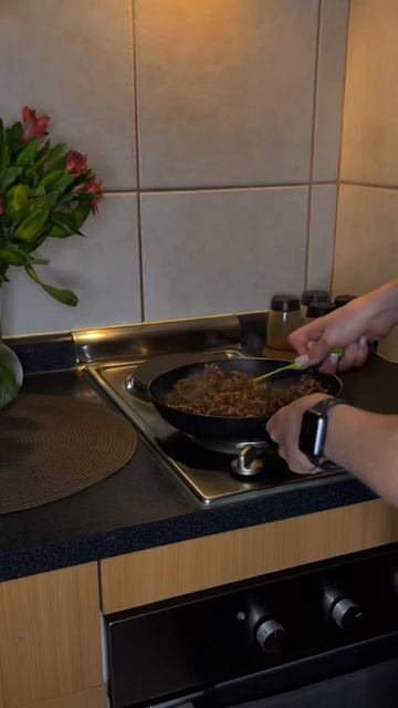 Лодочки из кабачков / запеченные кабачки/ фаршированн? смотреть онлайн