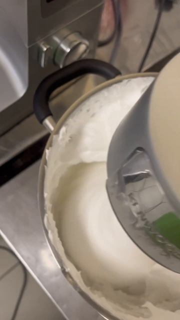 После вливания сиропа нужно добить БЗК(крем) Если не д смотреть онлайн