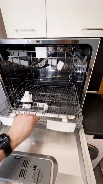 + ещё посудомоечная машина 🐳 #мастер #кухоннаятехника смотреть онлайн