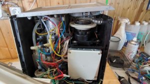 Bork c801 перестала включаться. Ремонт платы вылился в зам