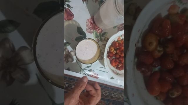 ЙОГУРТ С КЛУБНИКОЙ В ДОМАШНИХ УСЛОВИЯХ смотреть онлайн