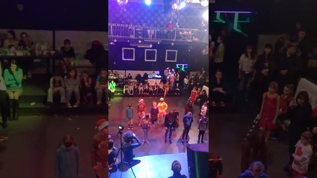 Новогодний Утренник 2016 год группа Flash (А-Стиль) смотреть онлайн