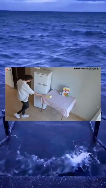 причем тут холодильник? смотреть онлайн