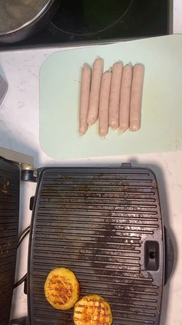 Быстрый белковый ужин из сосисок и кабачка #худеемвме? смотреть онлайн