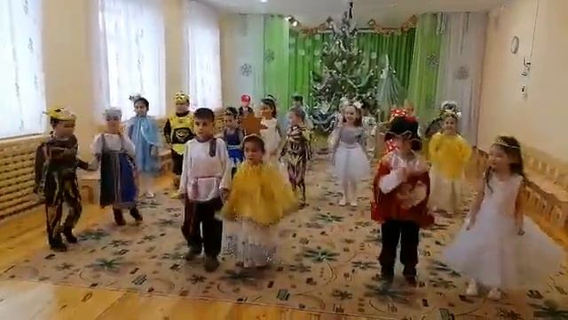 С новым годом 2020, Азалия 1 часть. смотреть онлайн