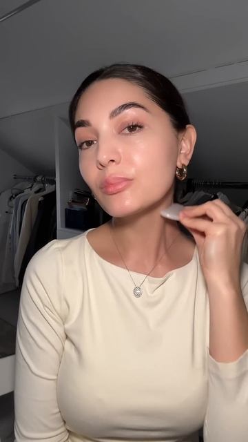 Скребок гуаша билан массаж 😚 смотреть онлайн
