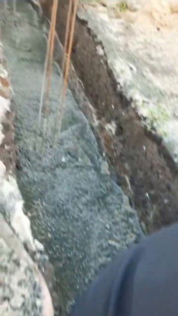 Сваи буронабивные своими руками. #стройка #сваи #фунда? смотреть онлайн