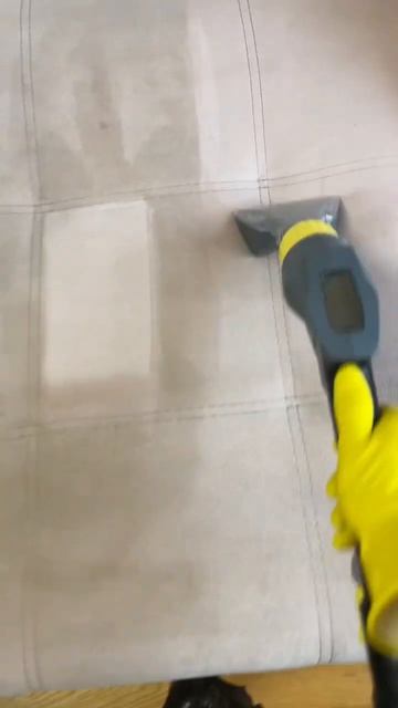 Рисуем на диване 😄 Экстракторная чистка дивана | Cleaning смотреть онлайн