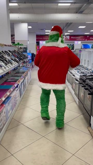 Не беспокойтесь! Мы успели остановить Гринча и вернул?