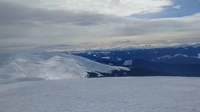 Підйом на Говерлу Зима (-8) морозу і сильний вітер. смотреть онлайн