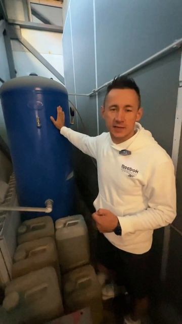 В студии МАЛЯРИКА позаботились о качестве воздуха. Ис? смотреть онлайн