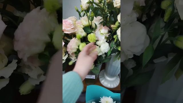 Заморозились цветы в холодильнике 😭#цветы #цветочный смотреть онлайн