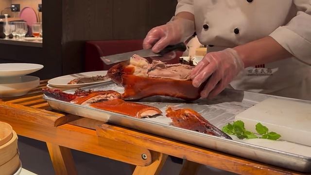 УТКА ПО ПЕКИНСКИ ПАЛЬЧИКИ ОБЛИЖЕШЬ 😋 #еда #китай #вкусно #полезно #интресно #рутуб