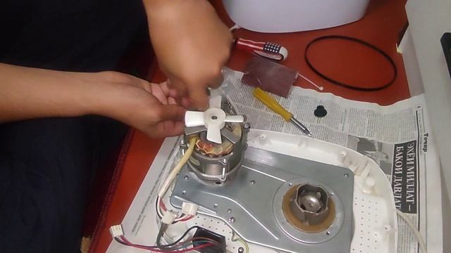 Ремонт хлебопечки Midea AHS15AB замена ремня