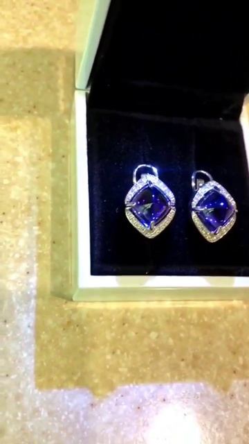 ASTRA. Серьги с танзанитами 16ct, редкой огранки "Сахарная ? смотреть онлайн