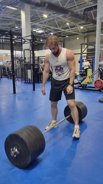 Вес снаряда 120кг. @KIRILLSARYCHEV смотреть онлайн