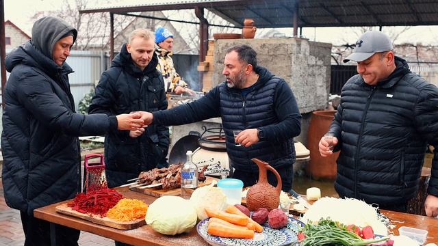 ТАКОЙ БОРЩ ВЫ ТОЧНО НЕ ЕЛИ! смотреть онлайн