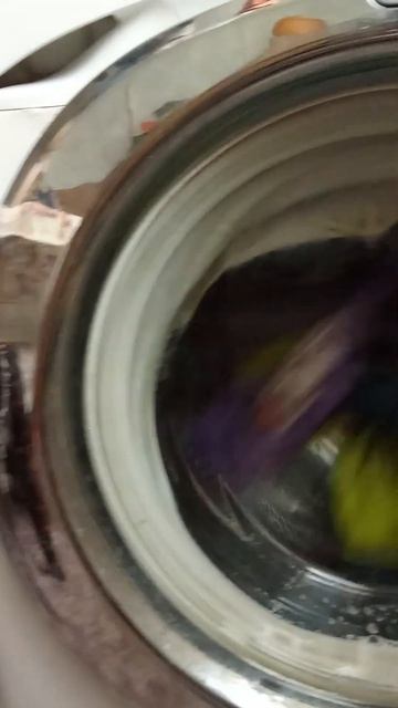 Candy - Стирка белья смотреть онлайн