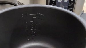 Сравнение скороварок Midea MPC-6037 и Redmond RMC-P470