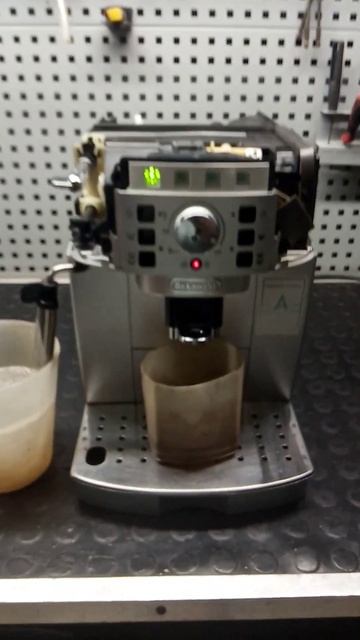 обслуживание кофемашин смотреть онлайн