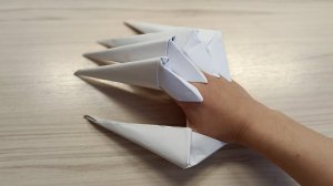 как сделать когти из бумаги А4