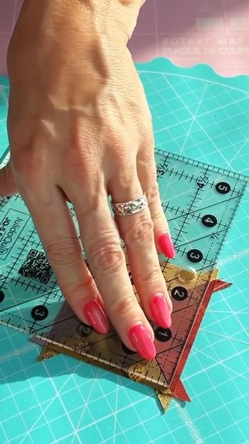 Лучший помощник в лоскутном шитье смотреть онлайн