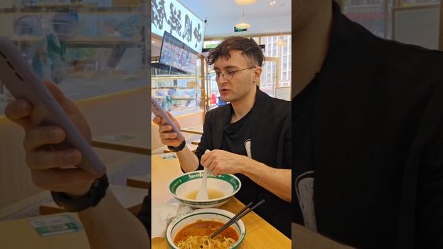 36 юаней за ШИКАРНЫЕ Китайские пельмени. Макароны с аре смотреть онлайн