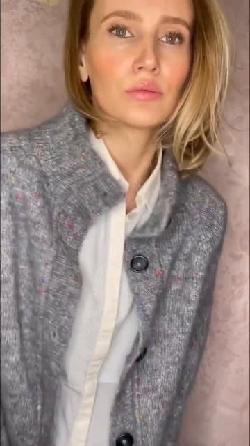 Нежный и уютный кардиган доступен к заказу✨ #вязаниеназаказ #вязаниеспицами смотреть онлайн