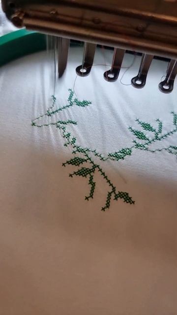 Машинная вышивка крестиком. #текстиль #вышивка #жураву