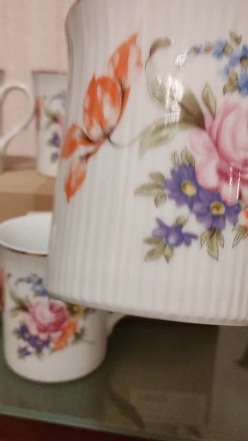 Кружки Чехия.Полевой цветок.обьем 300 мл. смотреть онлайн