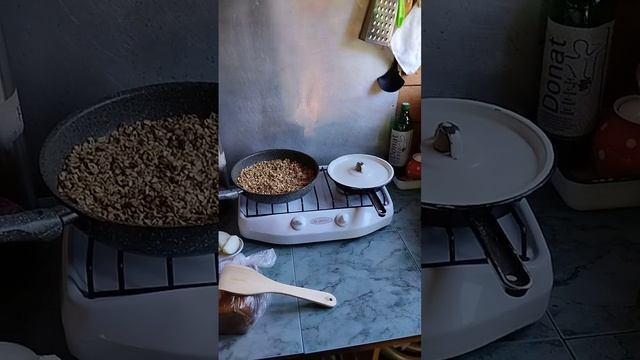 Как все же поставить плиты?🧐🤨 смотреть онлайн